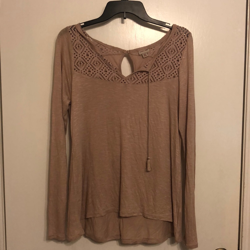 Thin long sleeve blouse